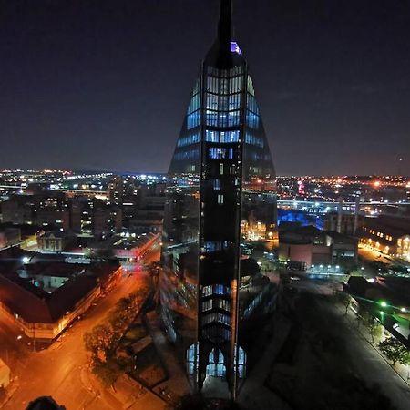 1507-Amazing Views & Unique Joburg Cbd Luxury Διαμέρισμα Γιοχάνεσμπουργκ Εξωτερικό φωτογραφία