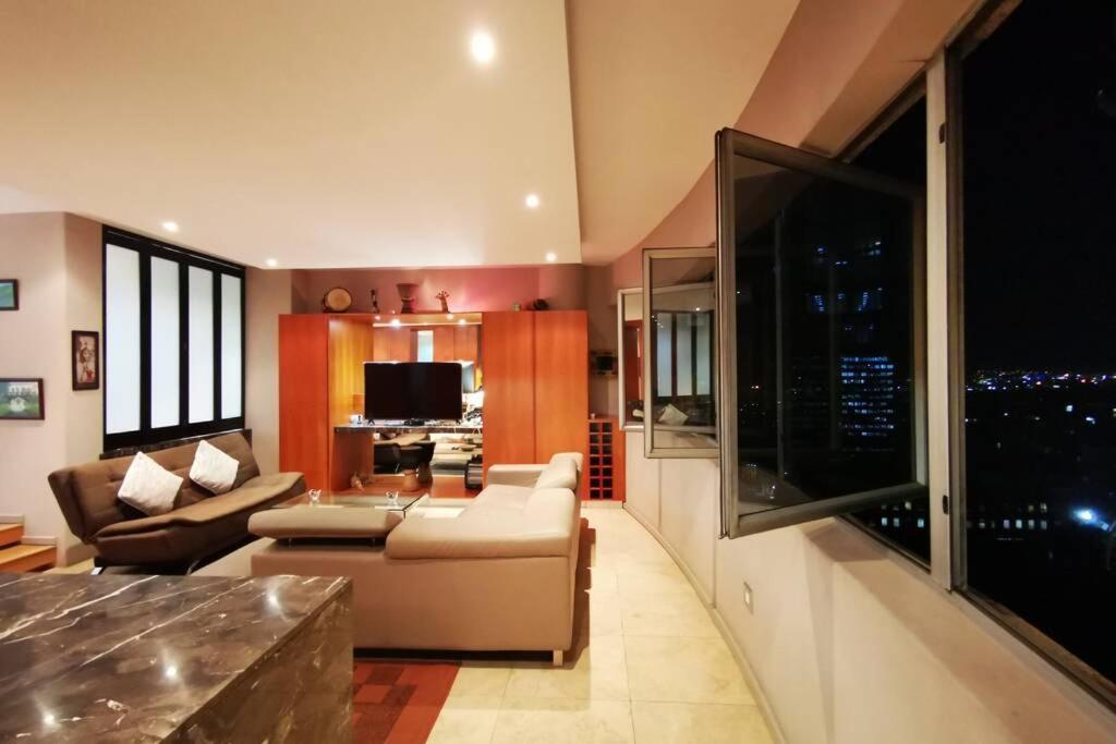 1507-Amazing Views & Unique Joburg Cbd Luxury Διαμέρισμα Γιοχάνεσμπουργκ Εξωτερικό φωτογραφία