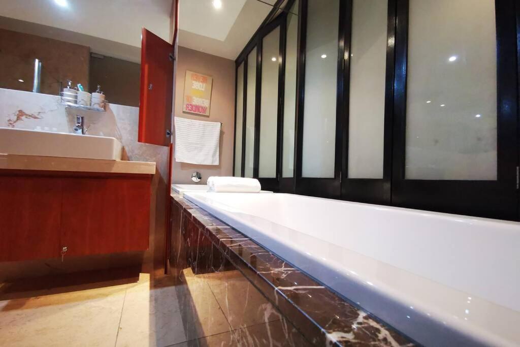 1507-Amazing Views & Unique Joburg Cbd Luxury Διαμέρισμα Γιοχάνεσμπουργκ Εξωτερικό φωτογραφία