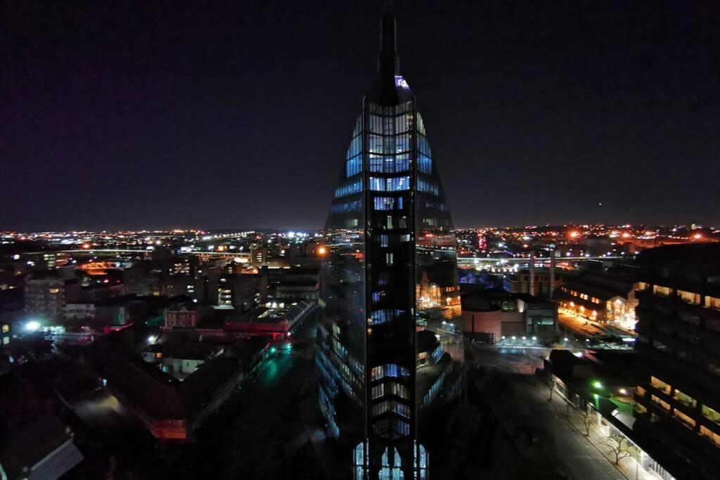 1507-Amazing Views & Unique Joburg Cbd Luxury Διαμέρισμα Γιοχάνεσμπουργκ Εξωτερικό φωτογραφία