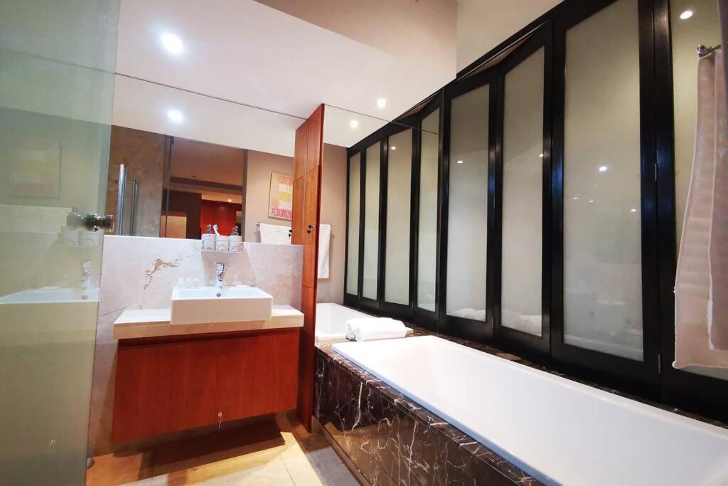 1507-Amazing Views & Unique Joburg Cbd Luxury Διαμέρισμα Γιοχάνεσμπουργκ Εξωτερικό φωτογραφία